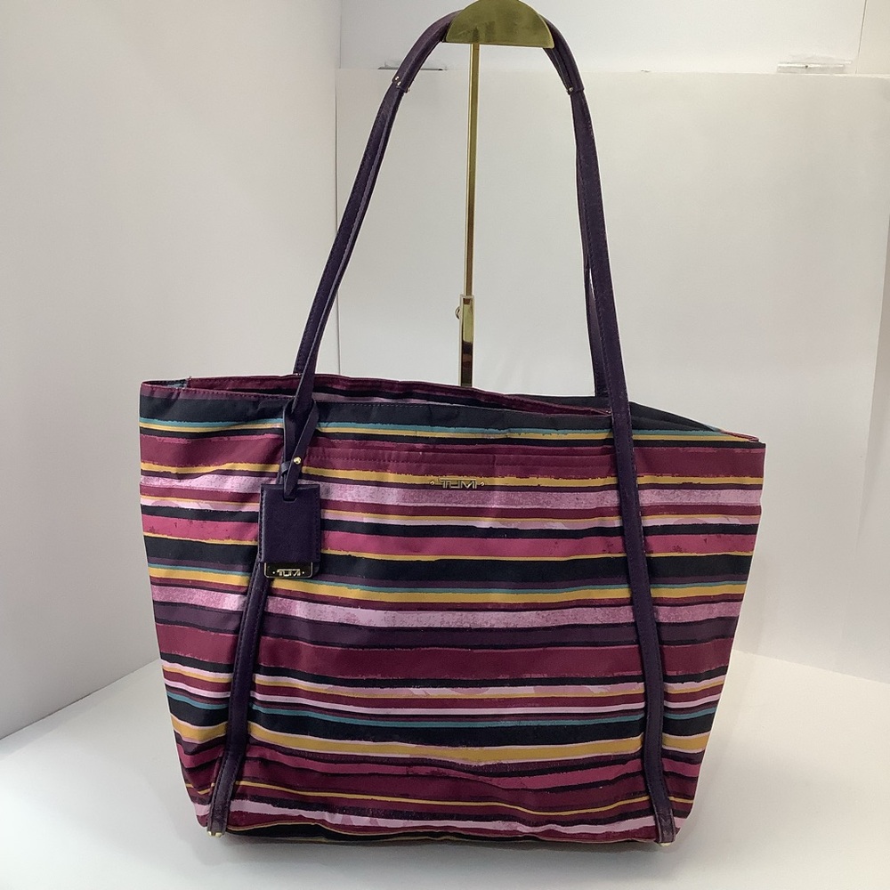 Tumi Voyageur Q Tote Bag